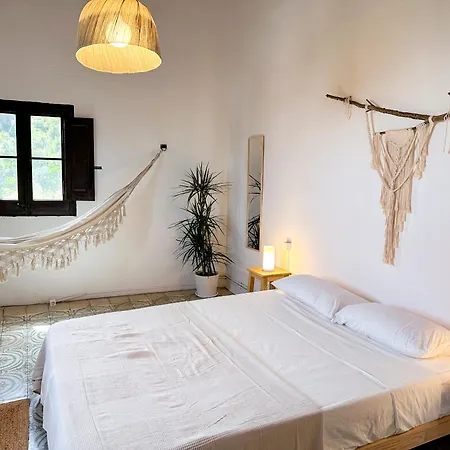 Masia Bavi Country house