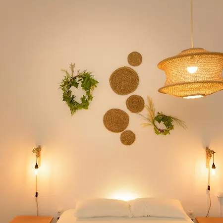 Masia Bavi Country house *