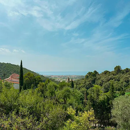 Masia Bavi Country house