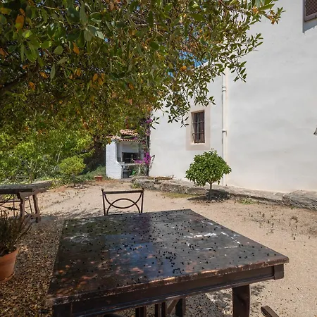 Masia Bavi Casa di campagna *